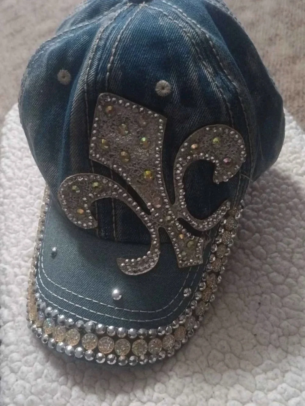 Rhinestone Fleur-de-Lis Embellished Denim Baseball Cap - Blue